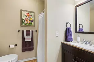 8940 Neill Lake Rd, Eden Prairie, MN 55347 - Photo 15