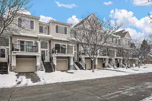 7630 Southridge Ct, Savage, MN 55378 - Photo 3