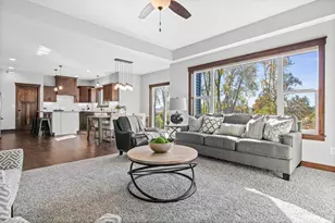 1604 Spruce St, Farmington, MN 55024 - Photo 3