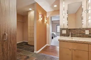 1235 Yale Pl, Minneapolis, MN 55403 - Photo 37