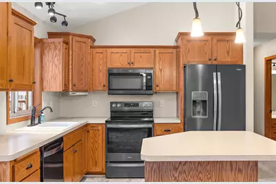 1201 Olivia Street SE, New Prague, MN 56071 - Photo 13