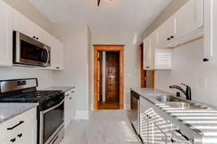 220 W 33rd St, Minneapolis, MN 55408 - Photo 13