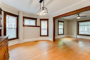 220 W 33rd St, Minneapolis, MN 55408 - Photo 11