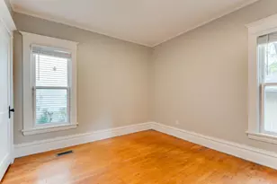 220 W 33rd St, Minneapolis, MN 55408 - Photo 17