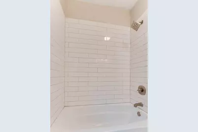 220 W 33rd Street, Minneapolis, MN 55408 - Photo 45