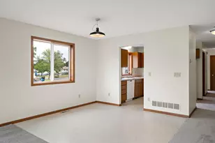 11094 Thrush St NW, Coon Rapids, MN 55433 - Photo 9