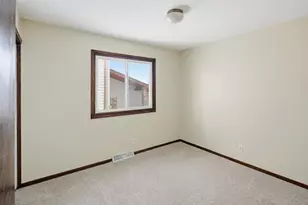 960 43 1/2 Ave NE, Columbia Heights, MN 55421 - Photo 11