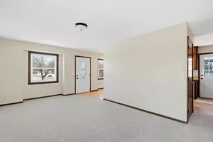 960 43 1/2 Ave NE, Columbia Heights, MN 55421 - Photo 7