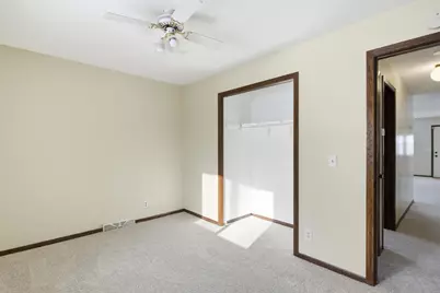 960 43 1/2 Avenue NE, Columbia Heights, MN 55421 - Photo 13