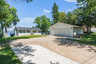 2503 S Le Homme Dieu Dr NE, Alexandria, MN 56308 - Photo 1