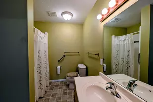 1213 E Ashmore Ave, Montevideo, MN 56265 - Photo 27