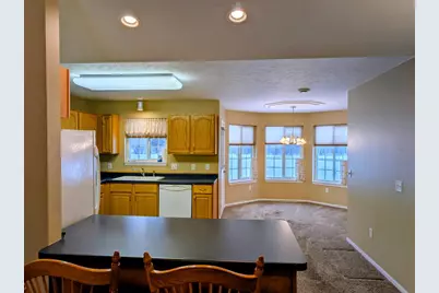 1213 E Ashmore Avenue, Montevideo, MN 56265 - Photo 7