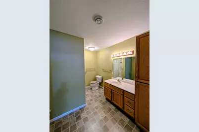 1213 E Ashmore Avenue, Montevideo, MN 56265 - Photo 23