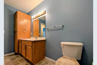 1213 E Ashmore Avenue, Montevideo, MN 56265 - Photo 17