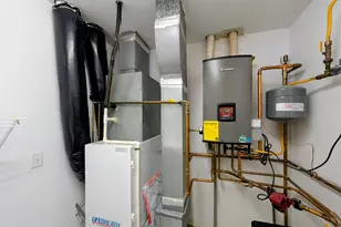 1213 E Ashmore Ave, Montevideo, MN 56265 - Photo 13