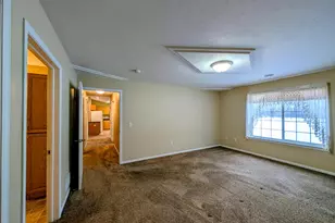 1213 E Ashmore Ave, Montevideo, MN 56265 - Photo 21