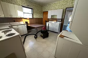 106 N Park St, Hendricks, MN 56136 - Photo 13