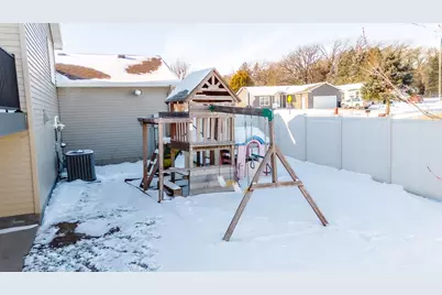 615 5th St NE, Plainview, MN 55964 - Photo 25