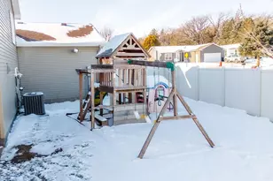 615 5th St NE, Plainview, MN 55964 - Photo 25