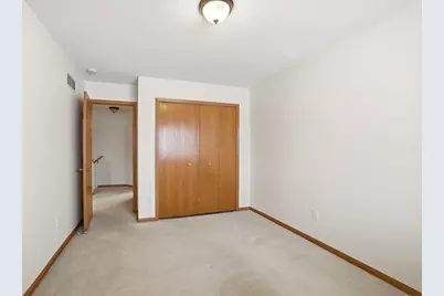 677 Mariner Way, Woodbury, MN 55129 - Photo 17