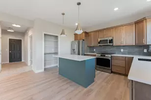 13721 Arrowhead Wy, Rosemount, MN 55068 - Photo 9