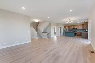 13721 Arrowhead Wy, Rosemount, MN 55068 - Photo 5