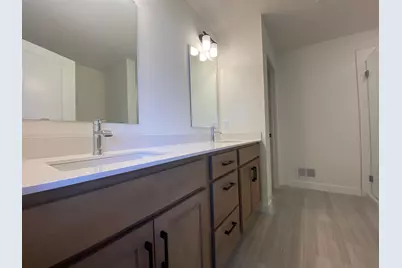 16651 S Manor Road, Eden Prairie, MN 55344 - Photo 33