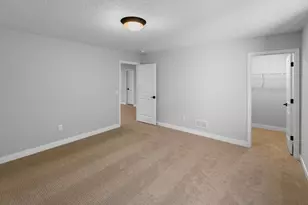 16651 S Manor Rd, Eden Prairie, MN 55344 - Photo 23