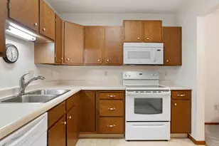 1200 18th Ave NW, Austin, MN 55912 - Photo 3