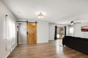 214 18th St W, Hastings, MN 55033 - Photo 15