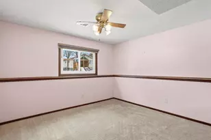 4540 Greenhaven Dr, Vadnais Heights, MN 55127 - Photo 31