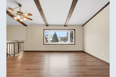 4540 Greenhaven Drive, Vadnais Heights, MN 55127 - Photo 15