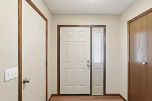 4540 Greenhaven Dr, Vadnais Heights, MN 55127 - Photo 5