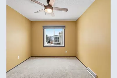 4540 Greenhaven Drive, Vadnais Heights, MN 55127 - Photo 23