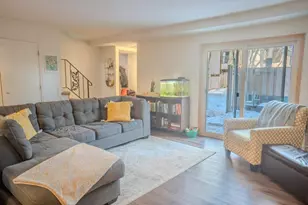 2543 Unity Ave N, Golden Valley, MN 55422 - Photo 3