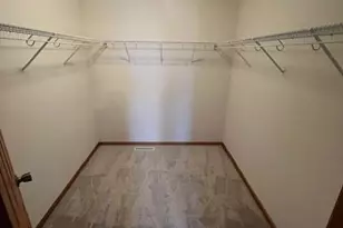 1820 Mockingbird Ave, Shakopee, MN 55379 - Photo 9