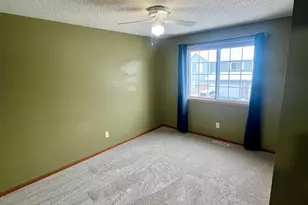 1820 Mockingbird Ave, Shakopee, MN 55379 - Photo 11