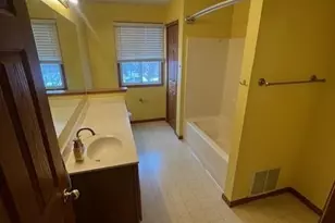 1820 Mockingbird Ave, Shakopee, MN 55379 - Photo 11