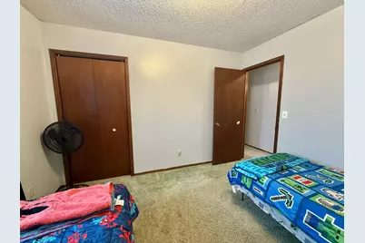 611 Evergreen Street, Thief River Falls, MN 56701 - Photo 17