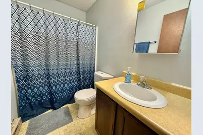 611 Evergreen Street, Thief River Falls, MN 56701 - Photo 13