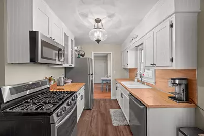 548 Doris Avenue, Shoreview, MN 55126 - Photo 7