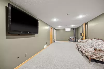 548 Doris Avenue, Shoreview, MN 55126 - Photo 25