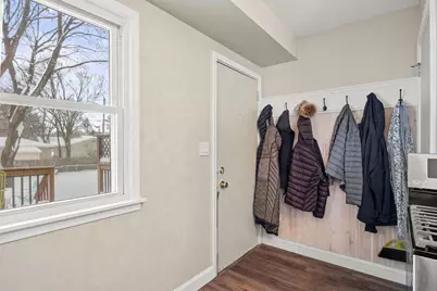 548 Doris Avenue, Shoreview, MN 55126 - Photo 5