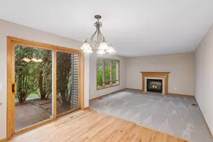607 Carver Bluffs Pkwy, Carver, MN 55315 - Photo 23