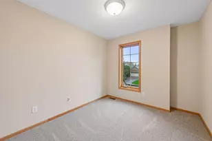 607 Carver Bluffs Pkwy, Carver, MN 55315 - Photo 39