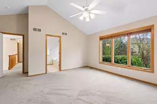 607 Carver Bluffs Pkwy, Carver, MN 55315 - Photo 33
