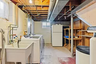 1675 3rd St E, Saint Paul, MN 55106 - Photo 23