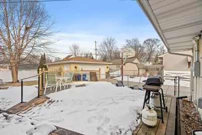 1675 3rd Street E, Saint Paul, MN 55106 - Photo 25