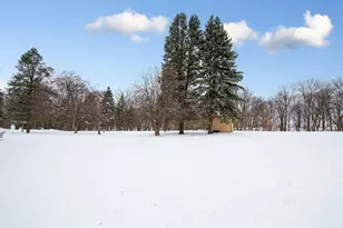 127 Ballard Ave, Jackson, MN 56143 - Photo 45