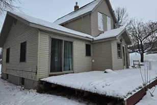 710 1st Ave NE, Glenwood, MN 56334 - Photo 3